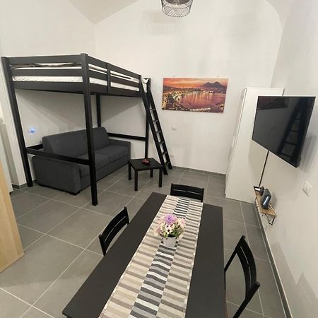 La Maison Di Elena Napoli Esterno foto