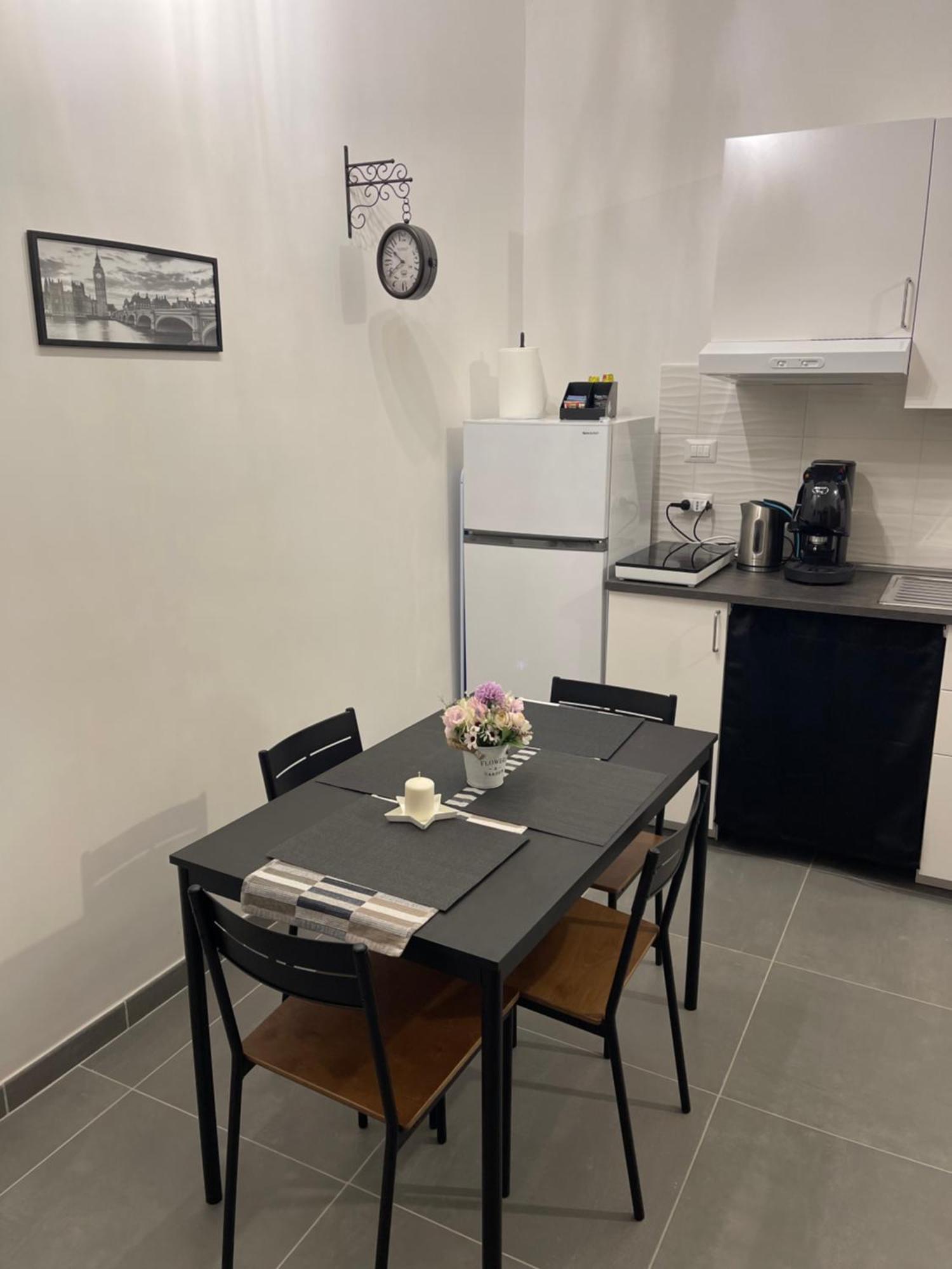 La Maison Di Elena Napoli Esterno foto